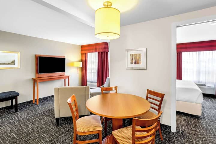 Room 7 of 45